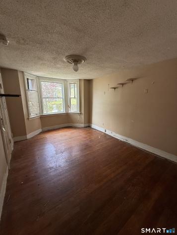 32 Clinton Avenue New Haven CT 06513