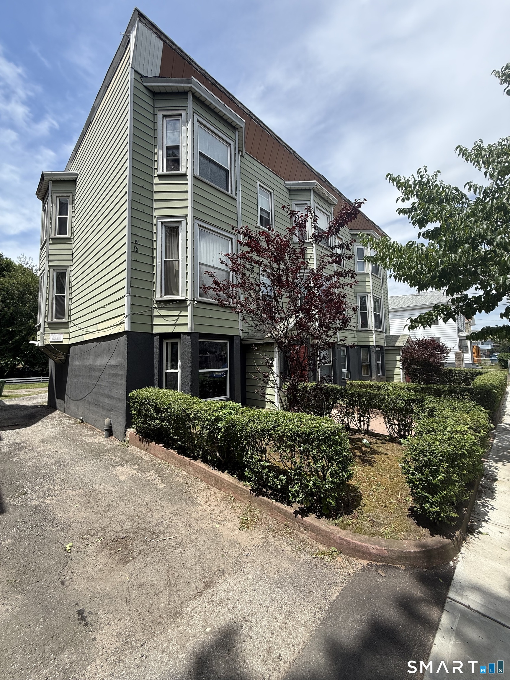 32 Clinton Avenue New Haven CT 06513