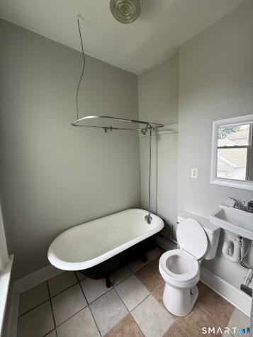 32 Clinton Avenue New Haven CT 06513