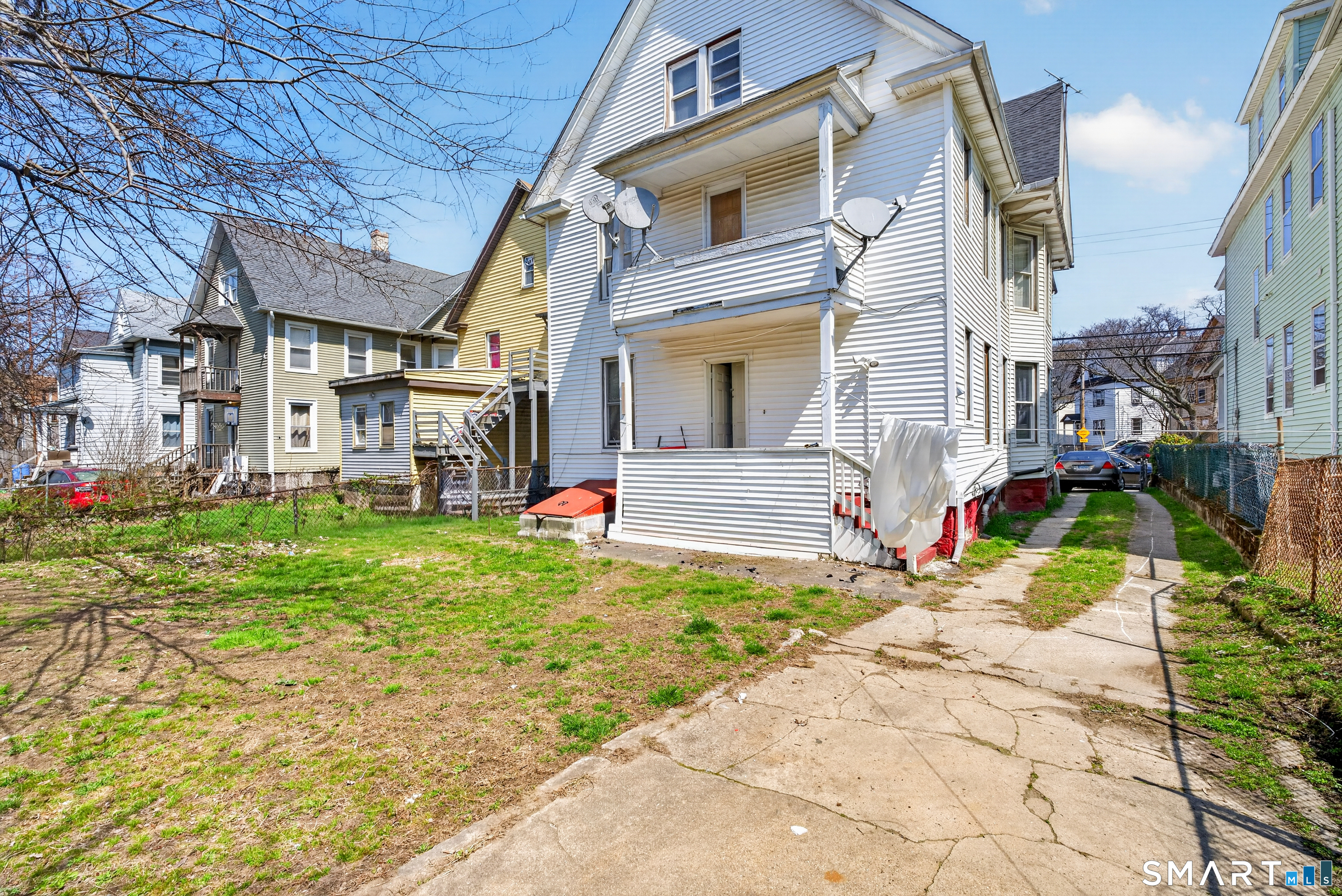 727 Iranistan Avenue Bridgeport CT 06605