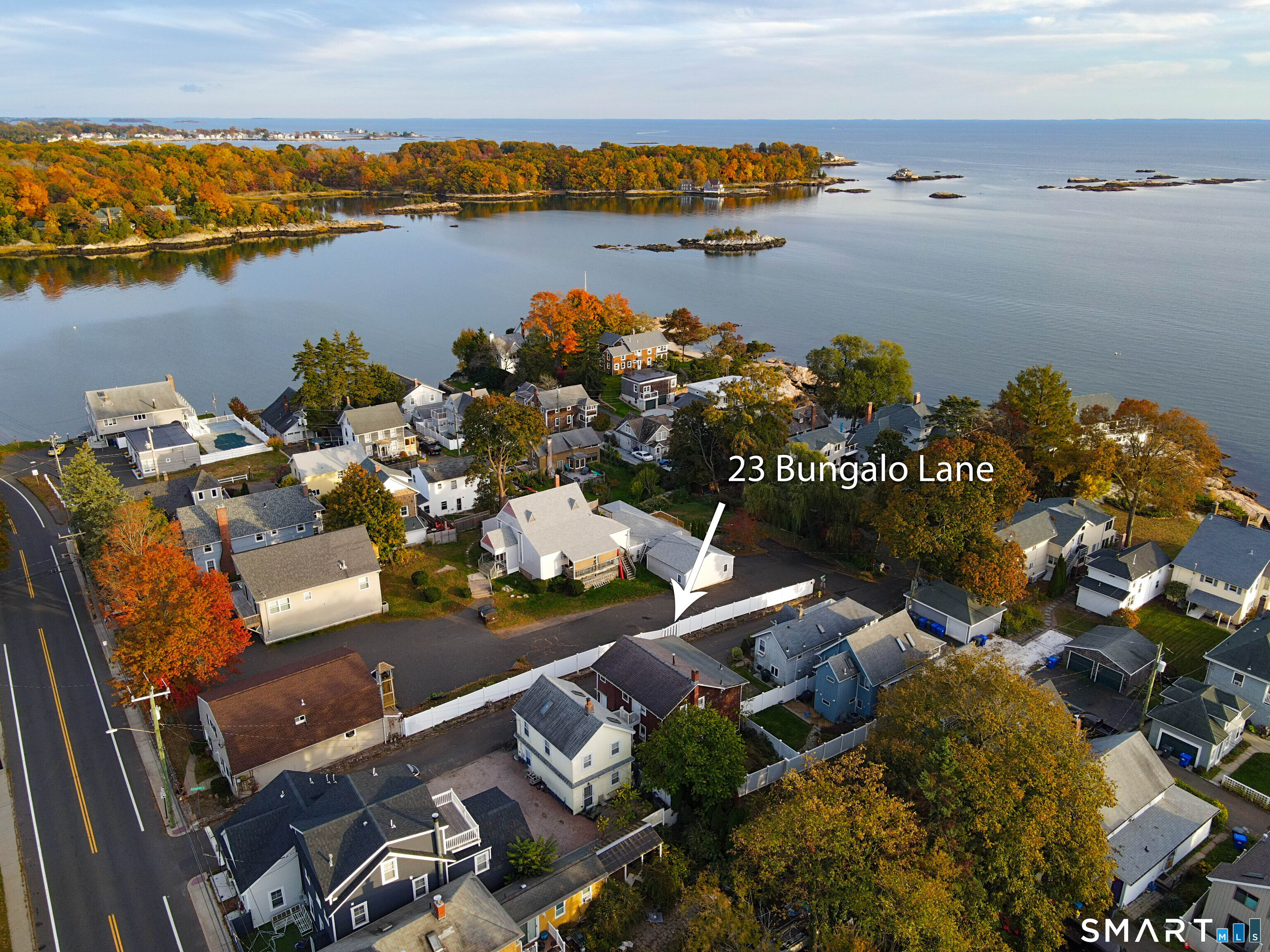 23 Bungalow Lane Branford CT 06405