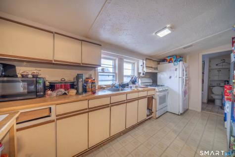 23 Bungalow Lane Branford CT 06405