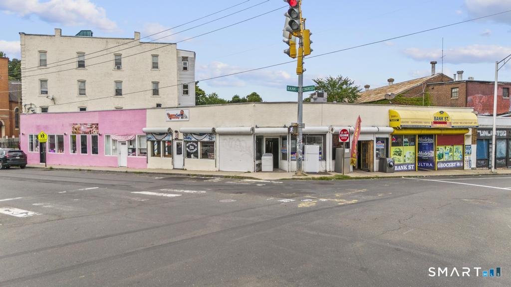 872 Bank Street Waterbury CT 06708