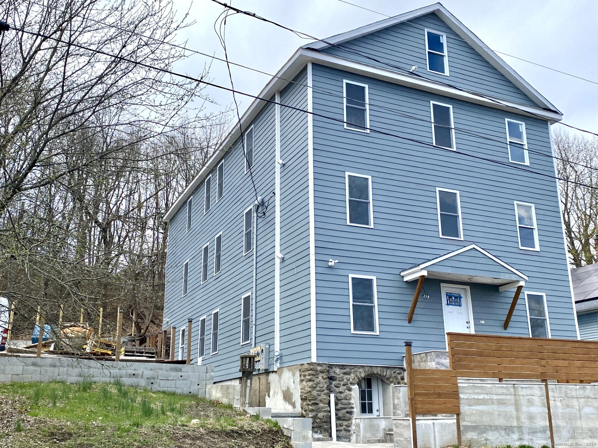 218 Charles Street Waterbury CT 06708