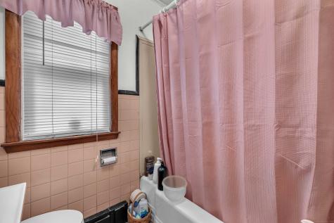 398 & 402 Boston Post Road Waterford CT 06385