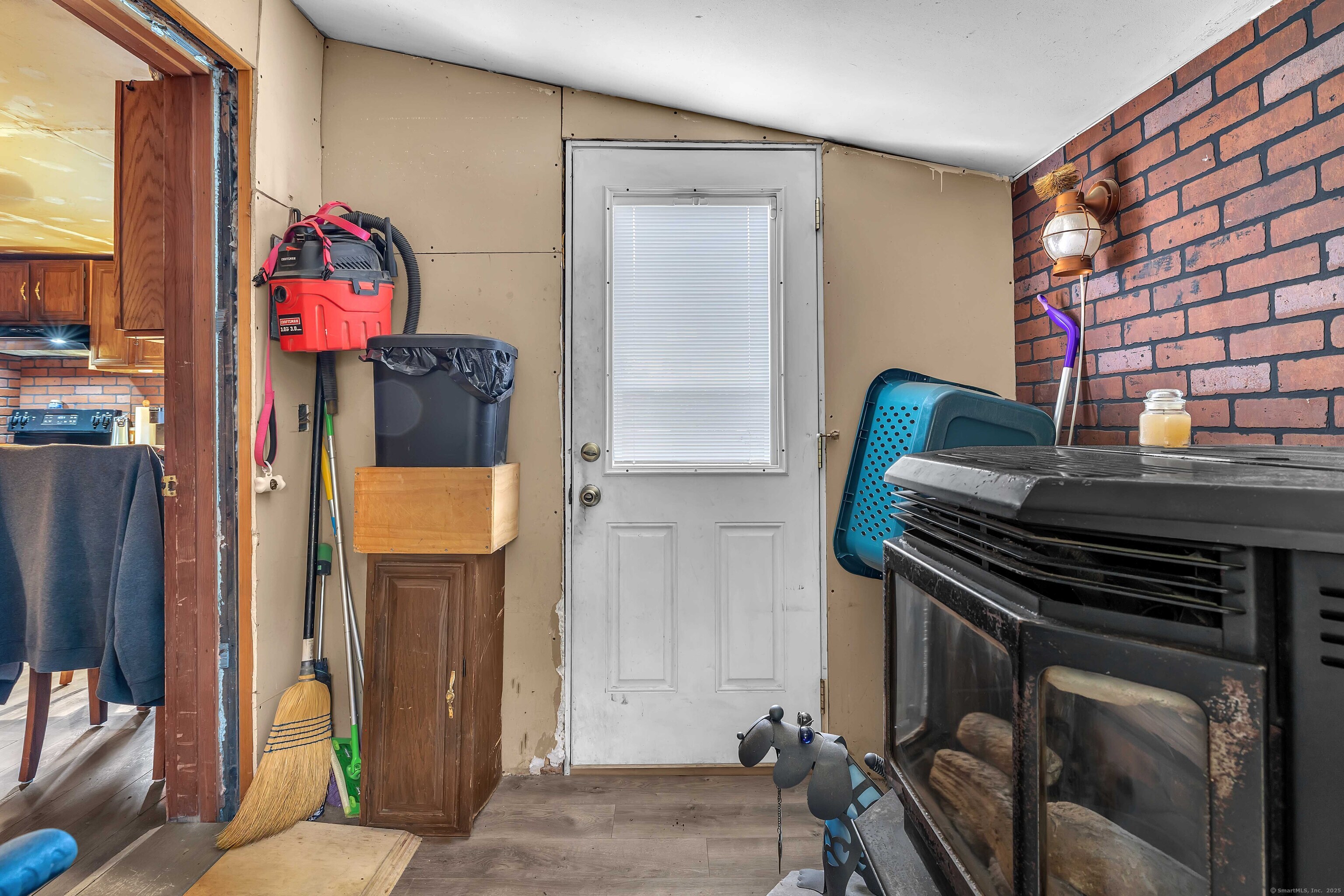 398 & 402 Boston Post Road Waterford CT 06385
