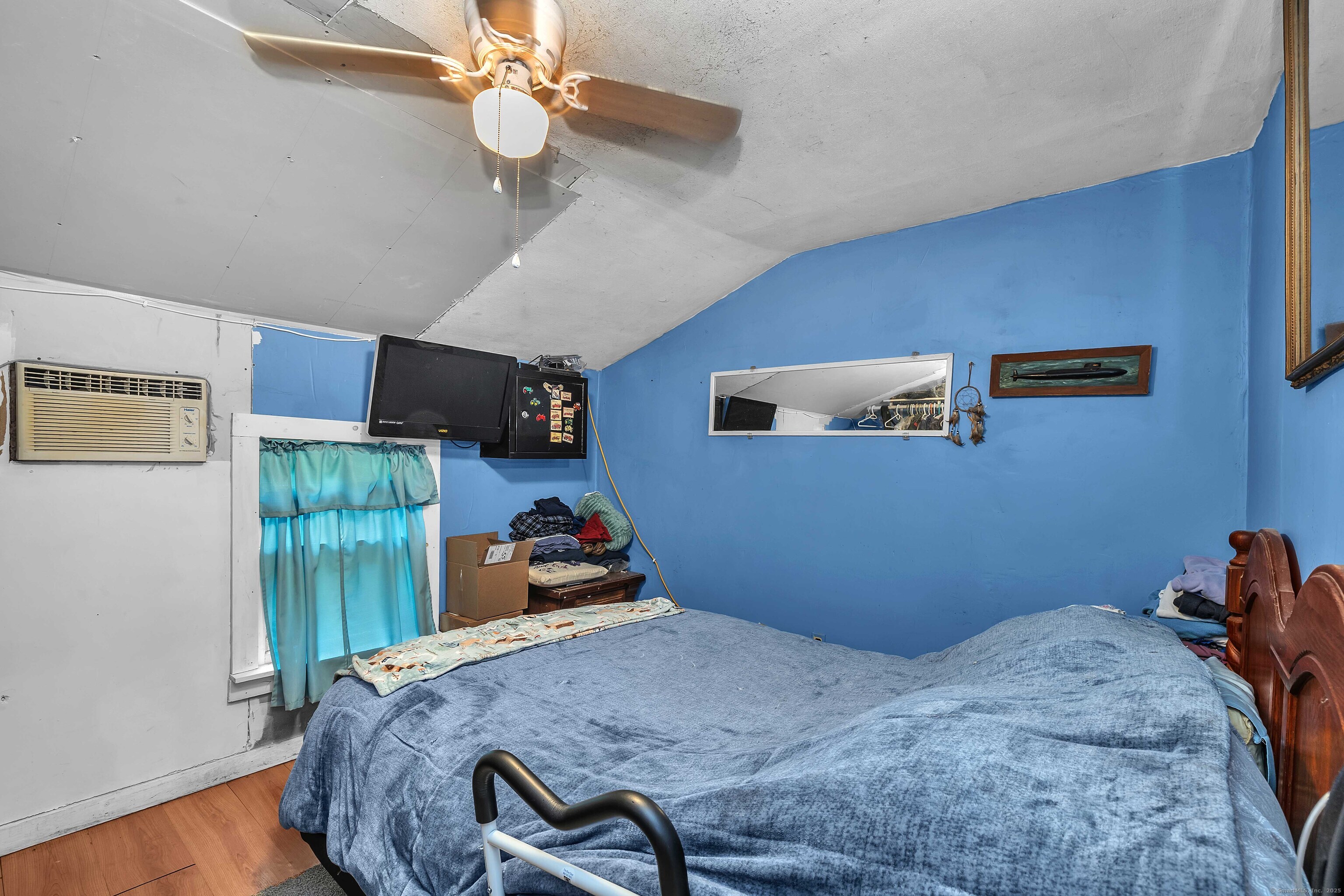 398 & 402 Boston Post Road Waterford CT 06385