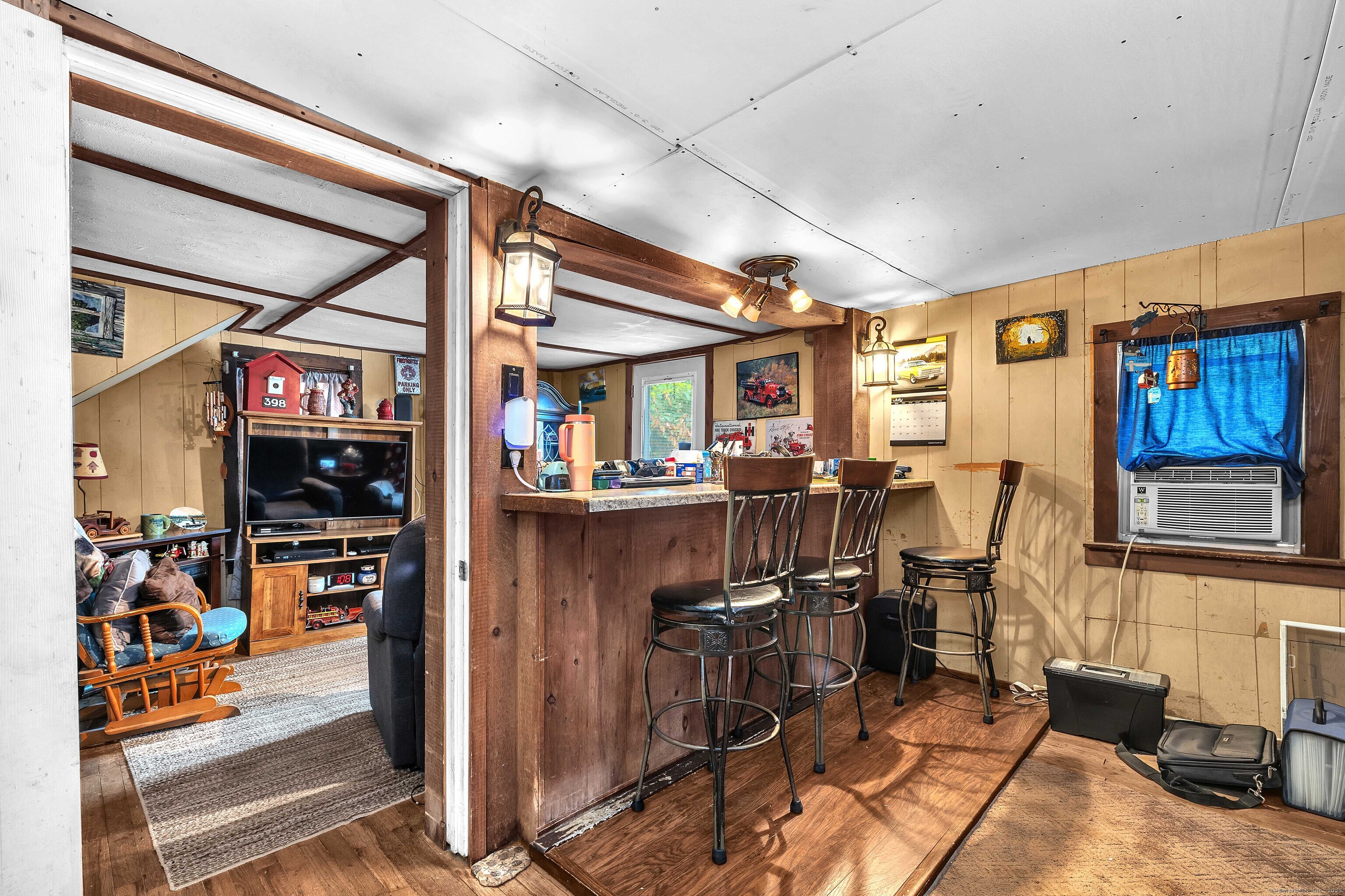 398 & 402 Boston Post Road Waterford CT 06385
