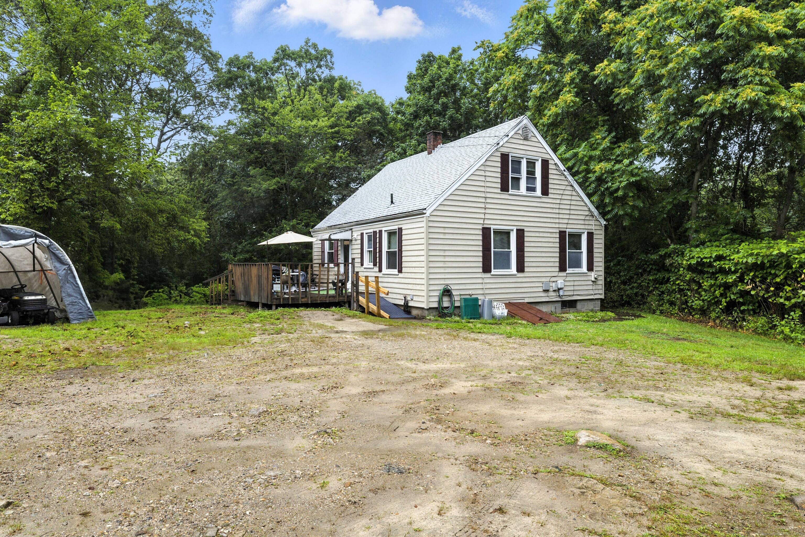 398 & 402 Boston Post Road Waterford CT 06385
