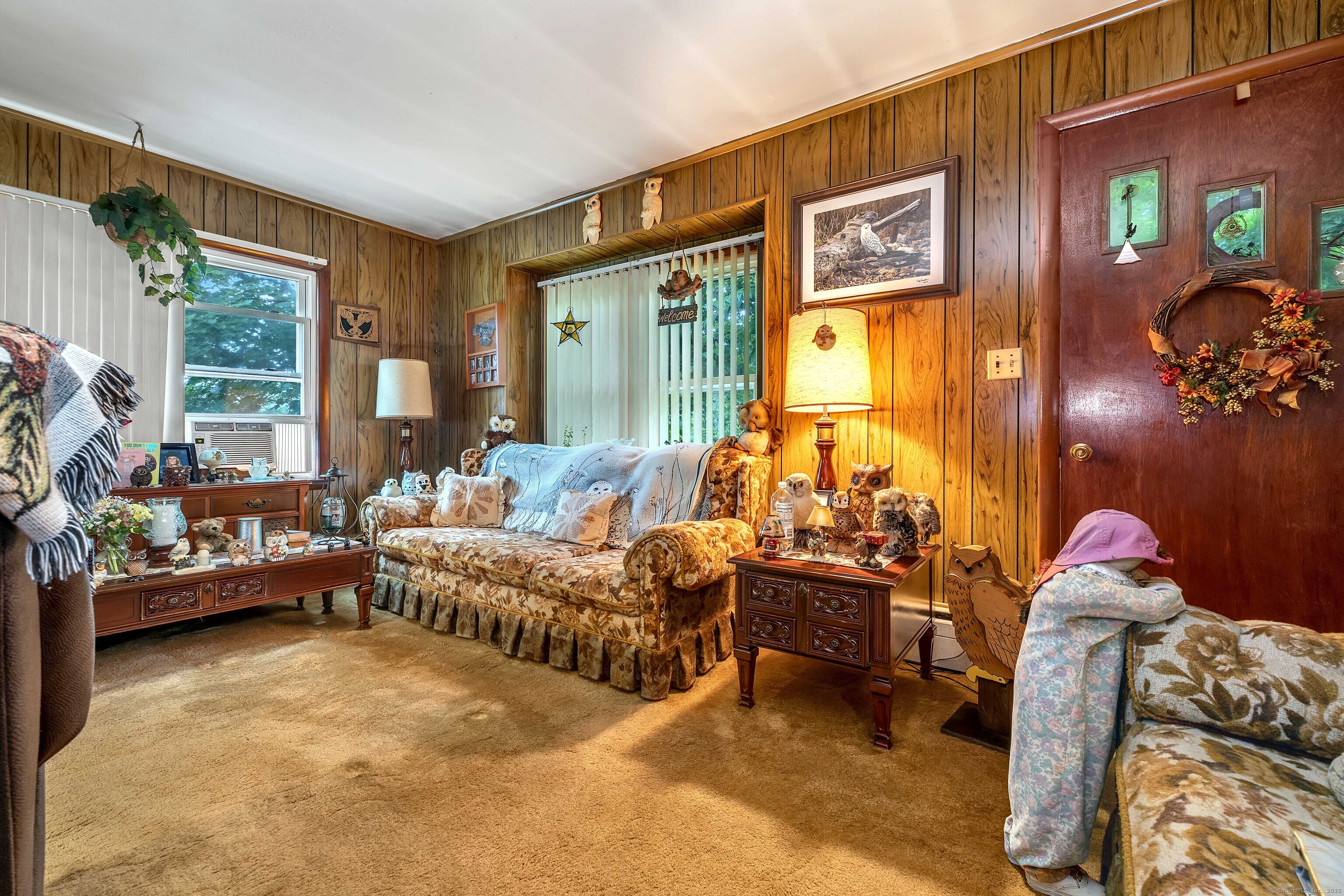 398 & 402 Boston Post Road Waterford CT 06385