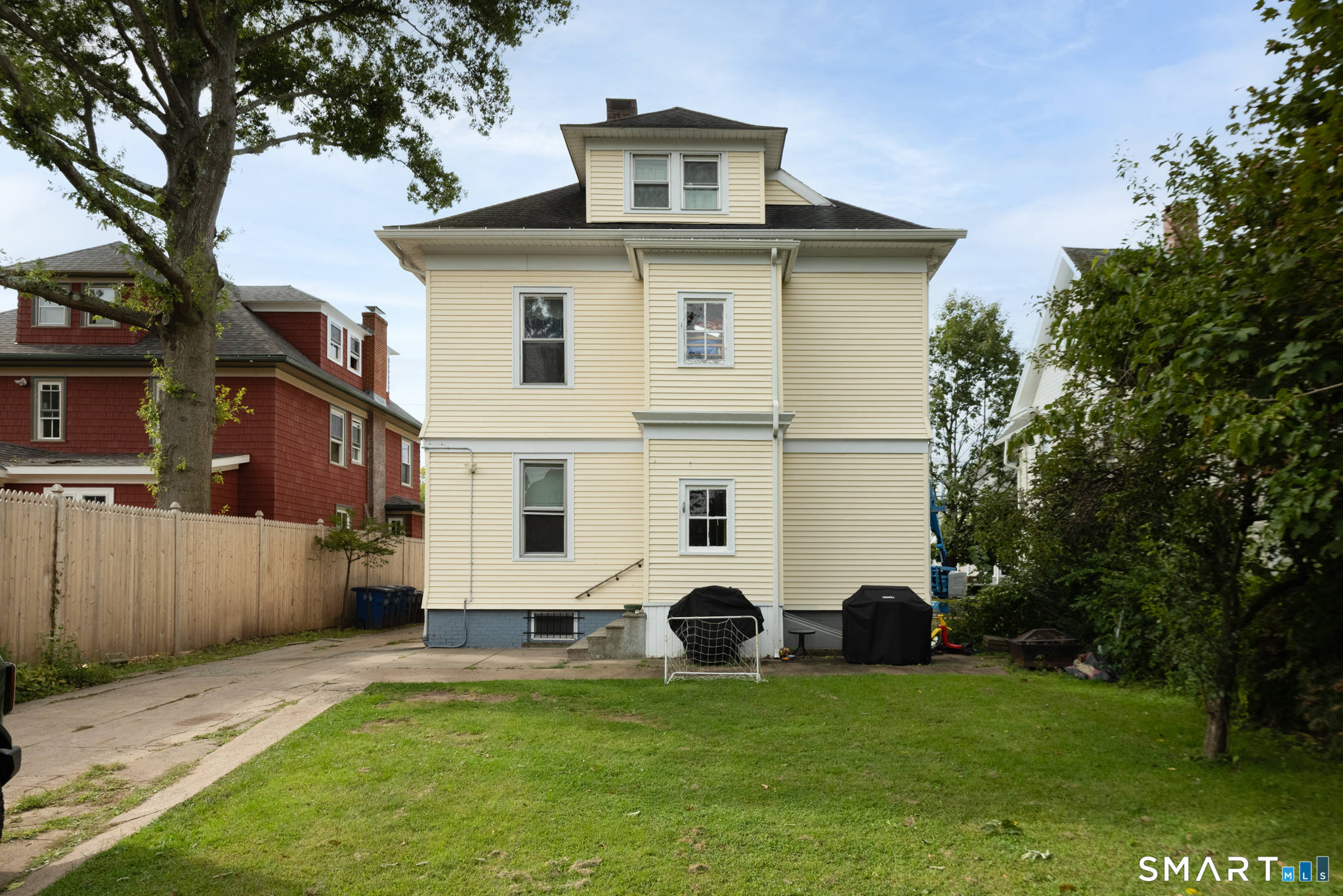 181 Maple Street New Haven CT 06511