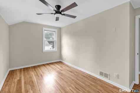 150-152 Alexander Drive Bridgeport CT 06606