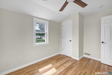 150-152 Alexander Drive Bridgeport CT 06606