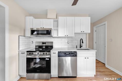 150-152 Alexander Drive Bridgeport CT 06606