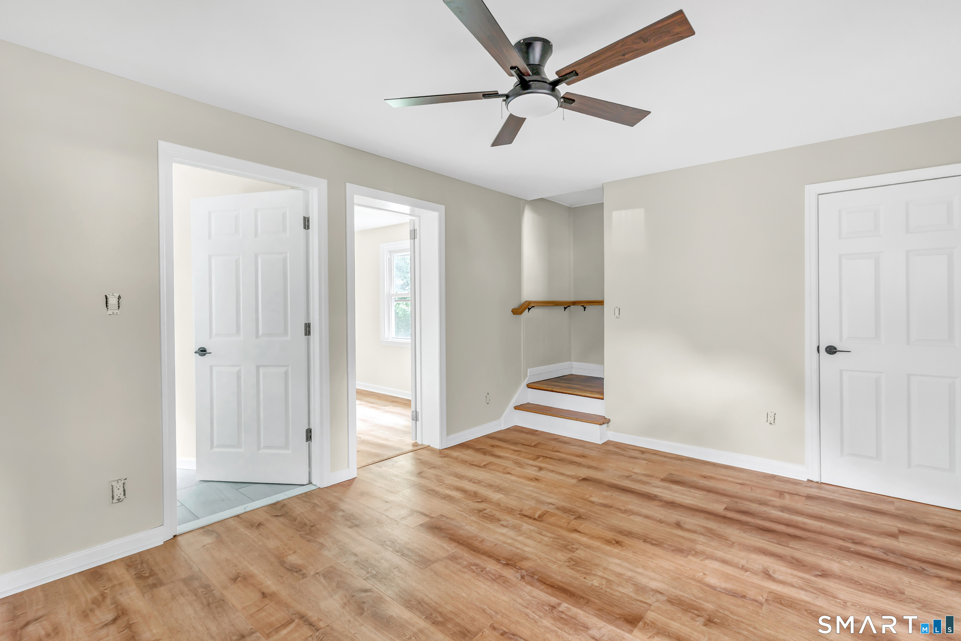 150-152 Alexander Drive Bridgeport CT 06606