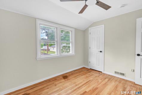 150-152 Alexander Drive Bridgeport CT 06606