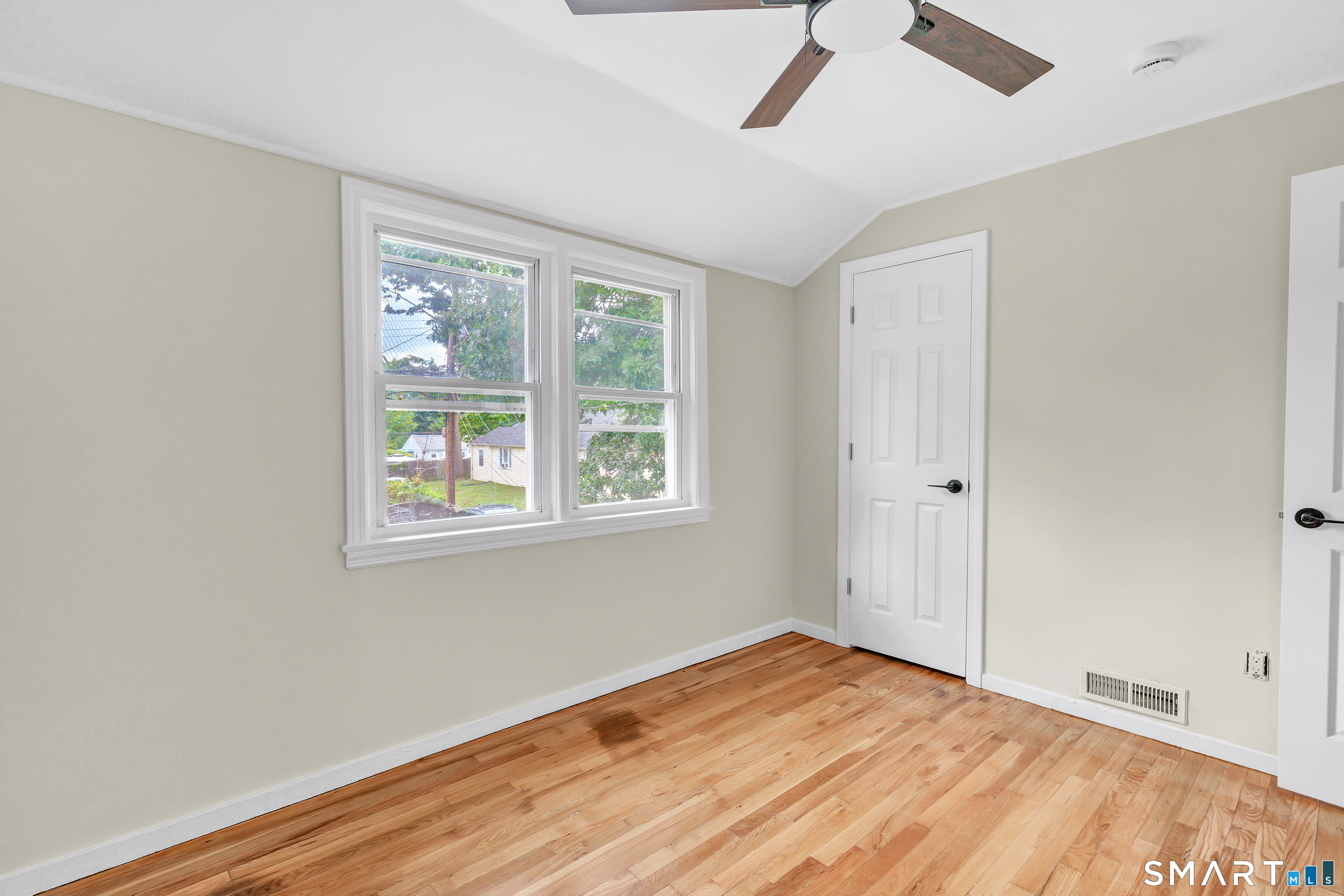 150-152 Alexander Drive Bridgeport CT 06606