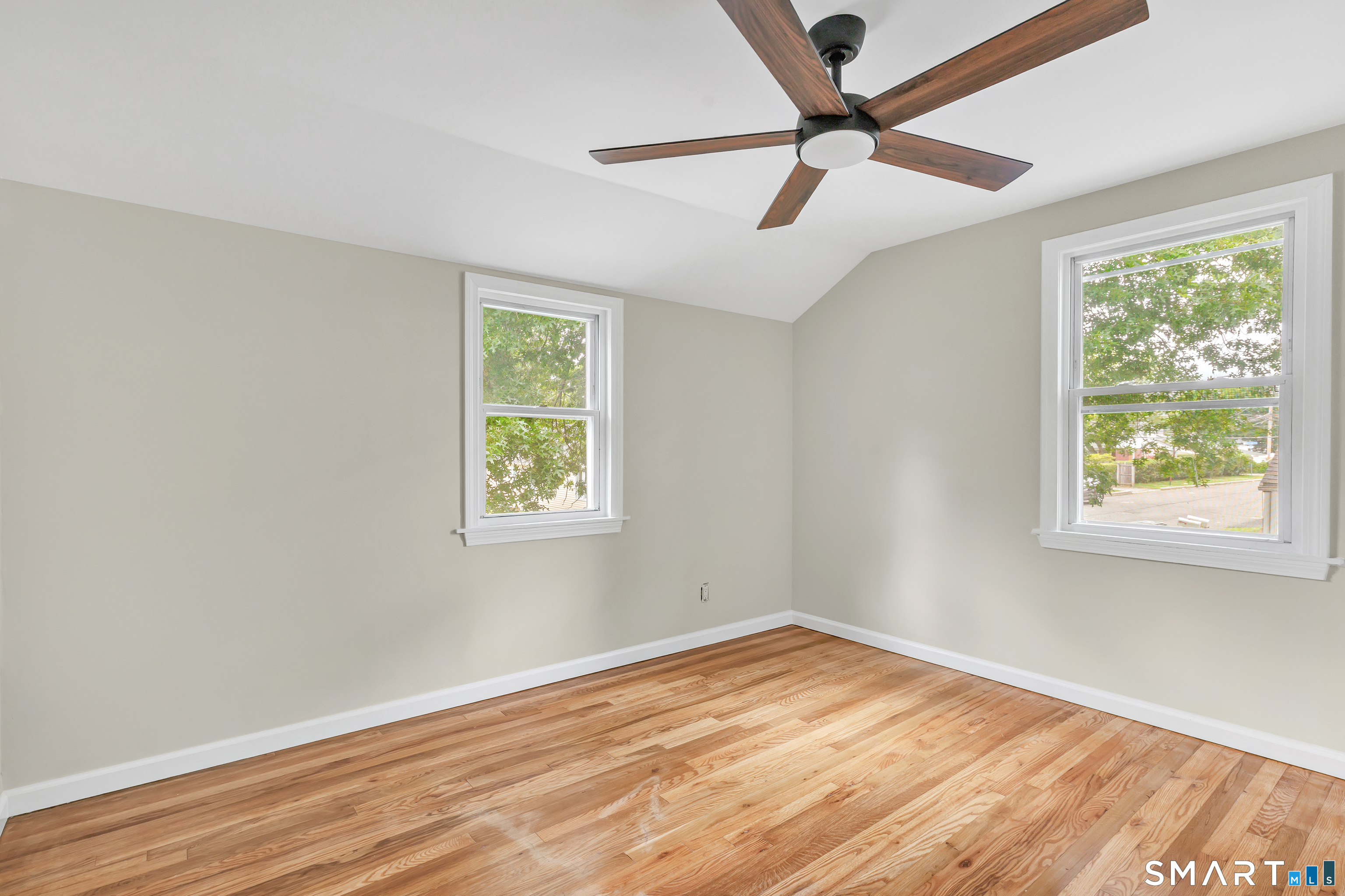 150-152 Alexander Drive Bridgeport CT 06606