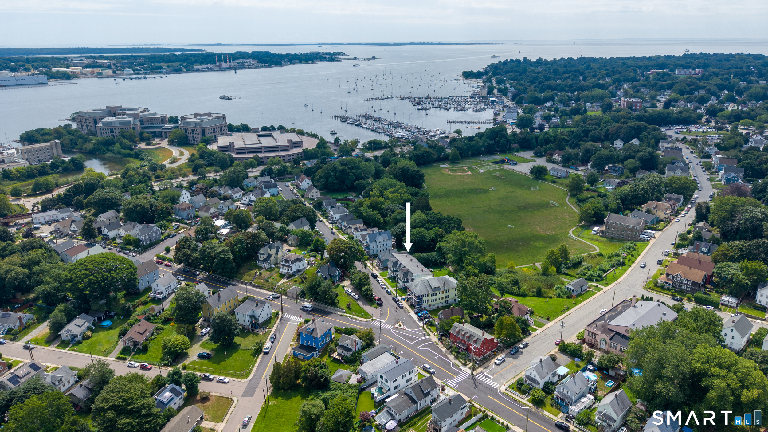 82 Maple Avenue New London CT 06320