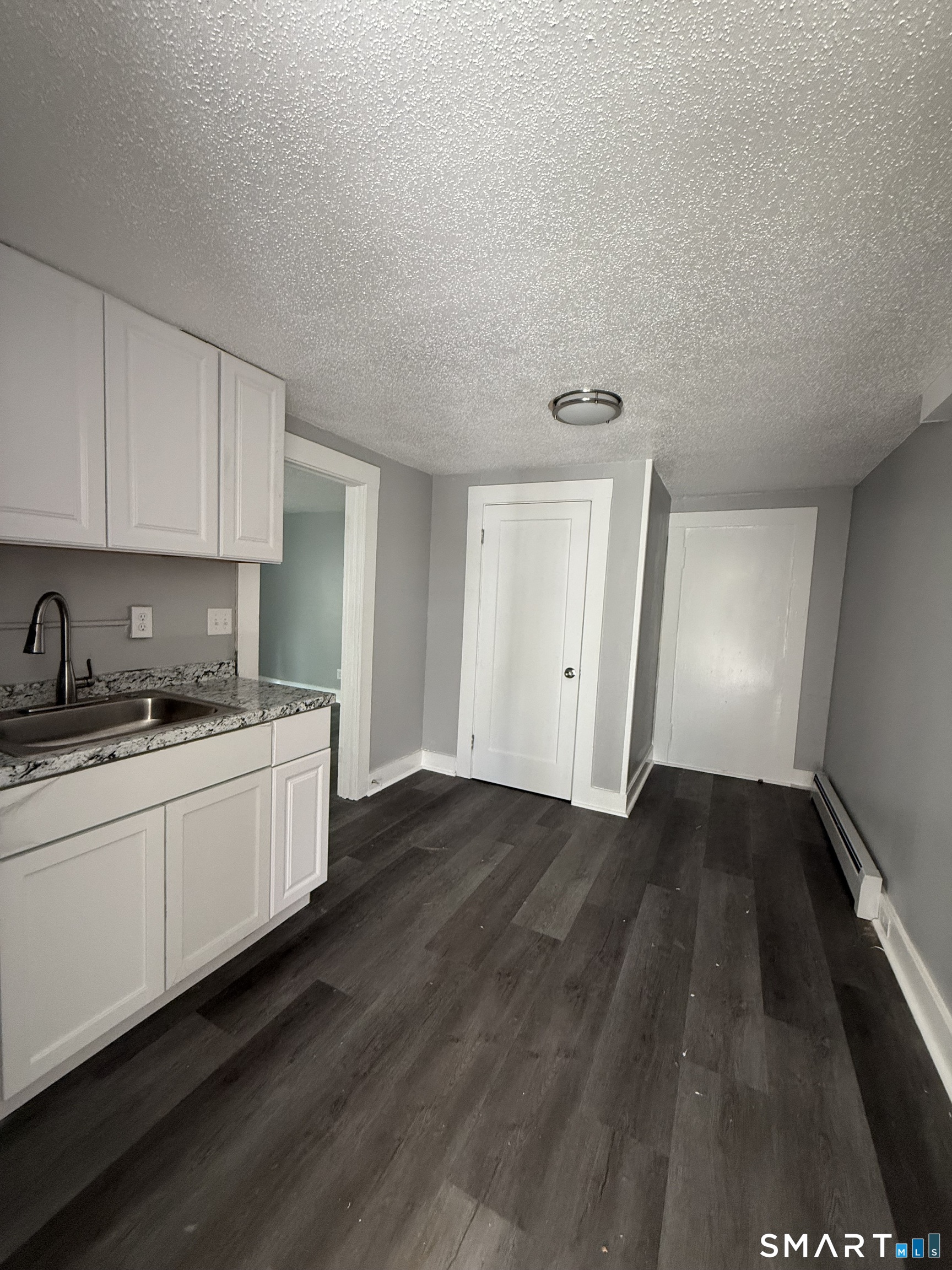 82 Maple Avenue New London CT 06320