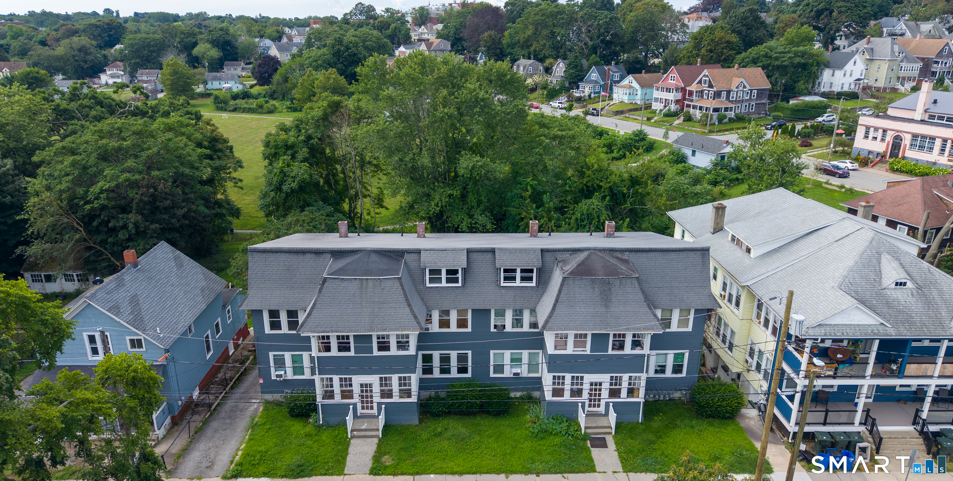 82 Maple Avenue New London CT 06320