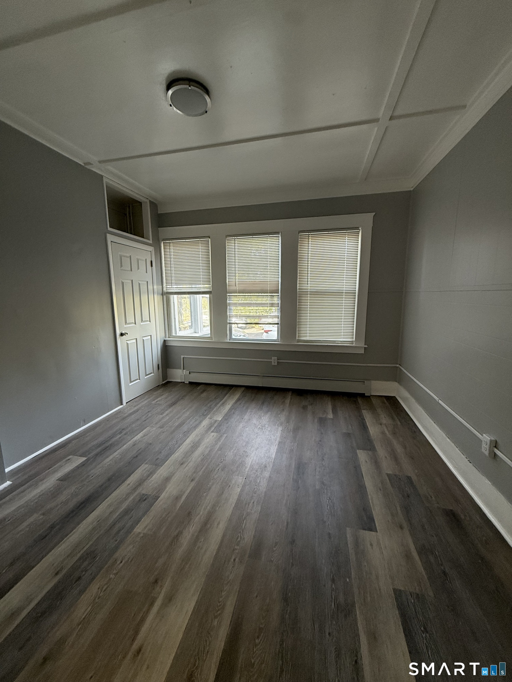 82 Maple Avenue New London CT 06320