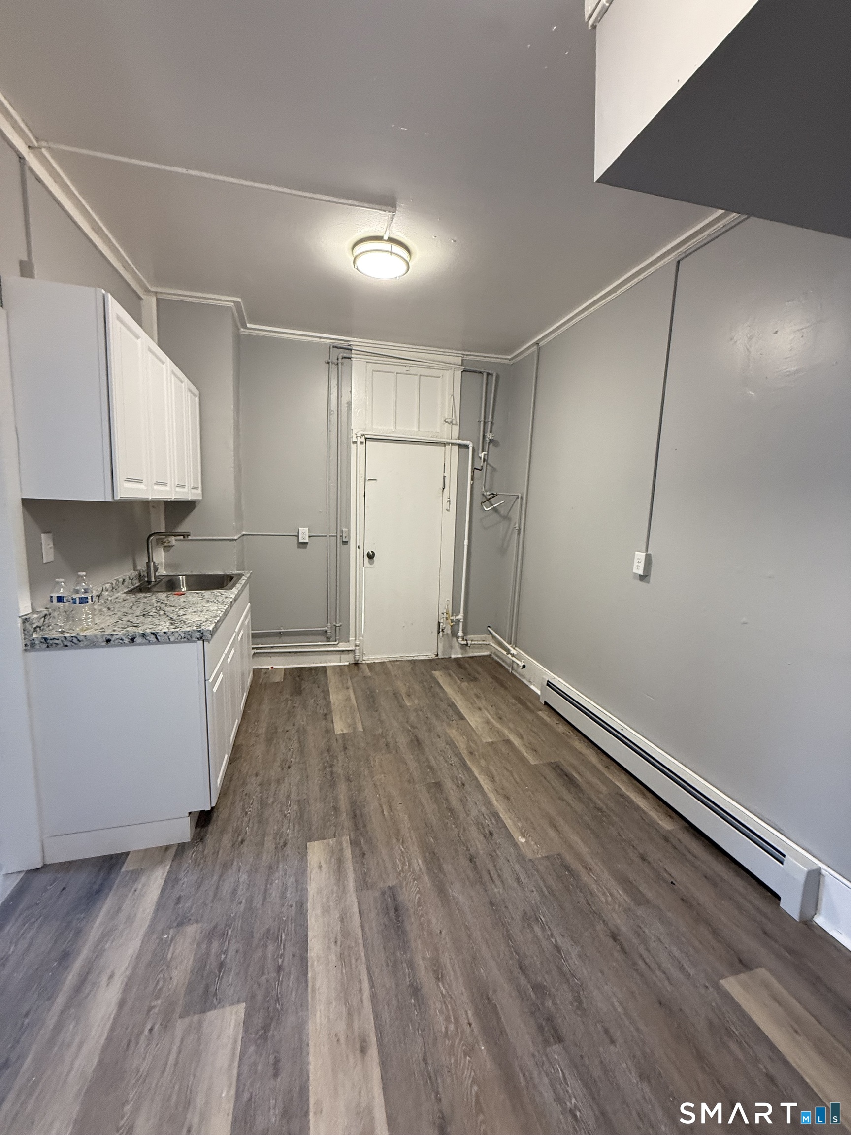 82 Maple Avenue New London CT 06320