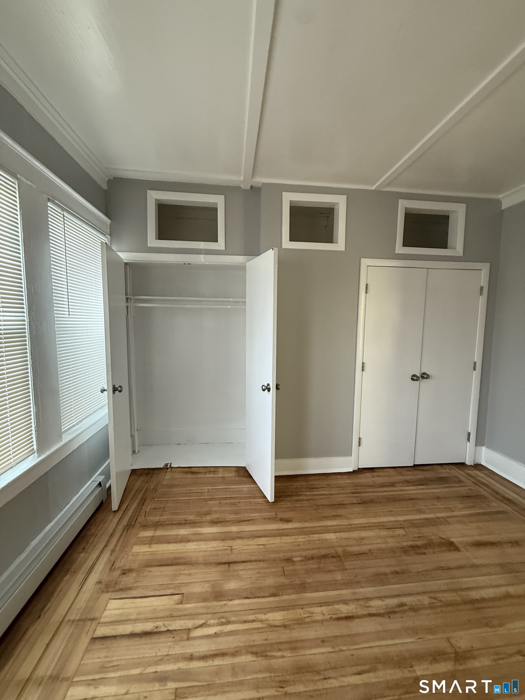 82 Maple Avenue New London CT 06320