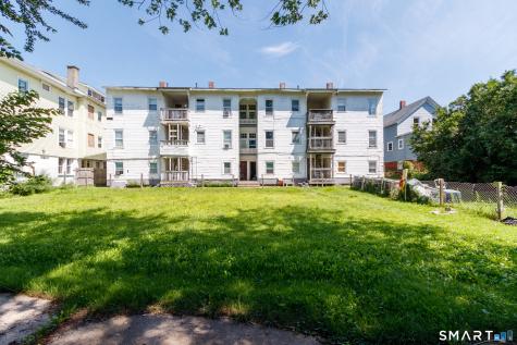 82 Maple Avenue New London CT 06320
