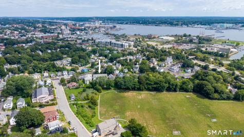 82 Maple Avenue New London CT 06320