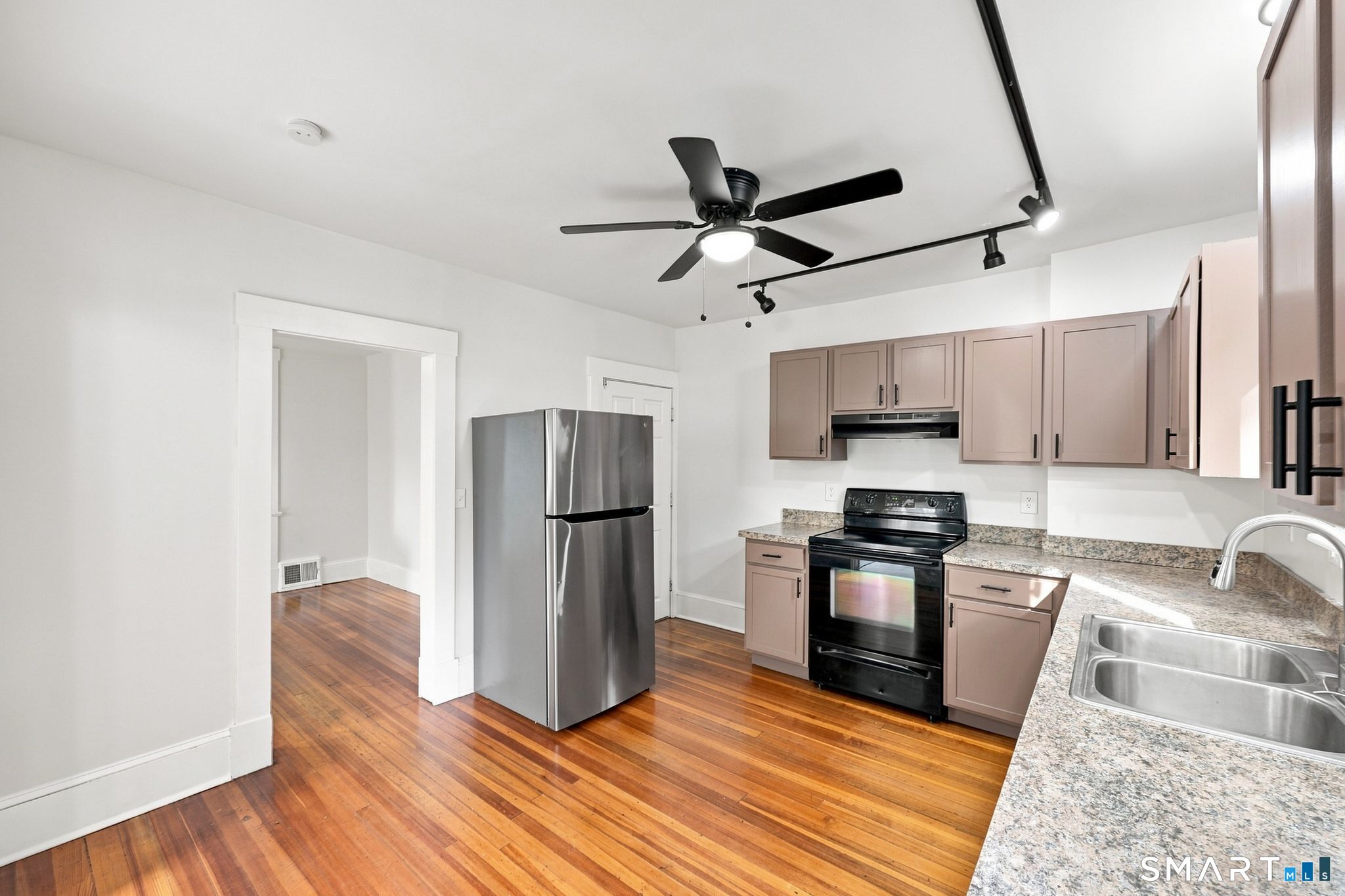 278-280 Hazard Avenue Enfield CT 06082