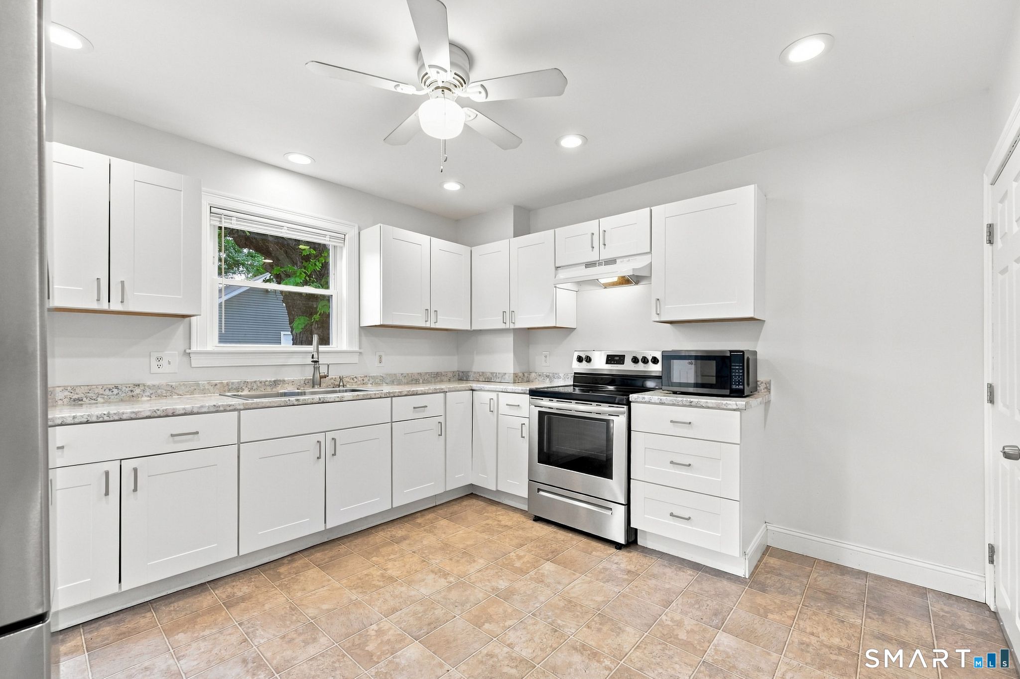 278-280 Hazard Avenue Enfield CT 06082