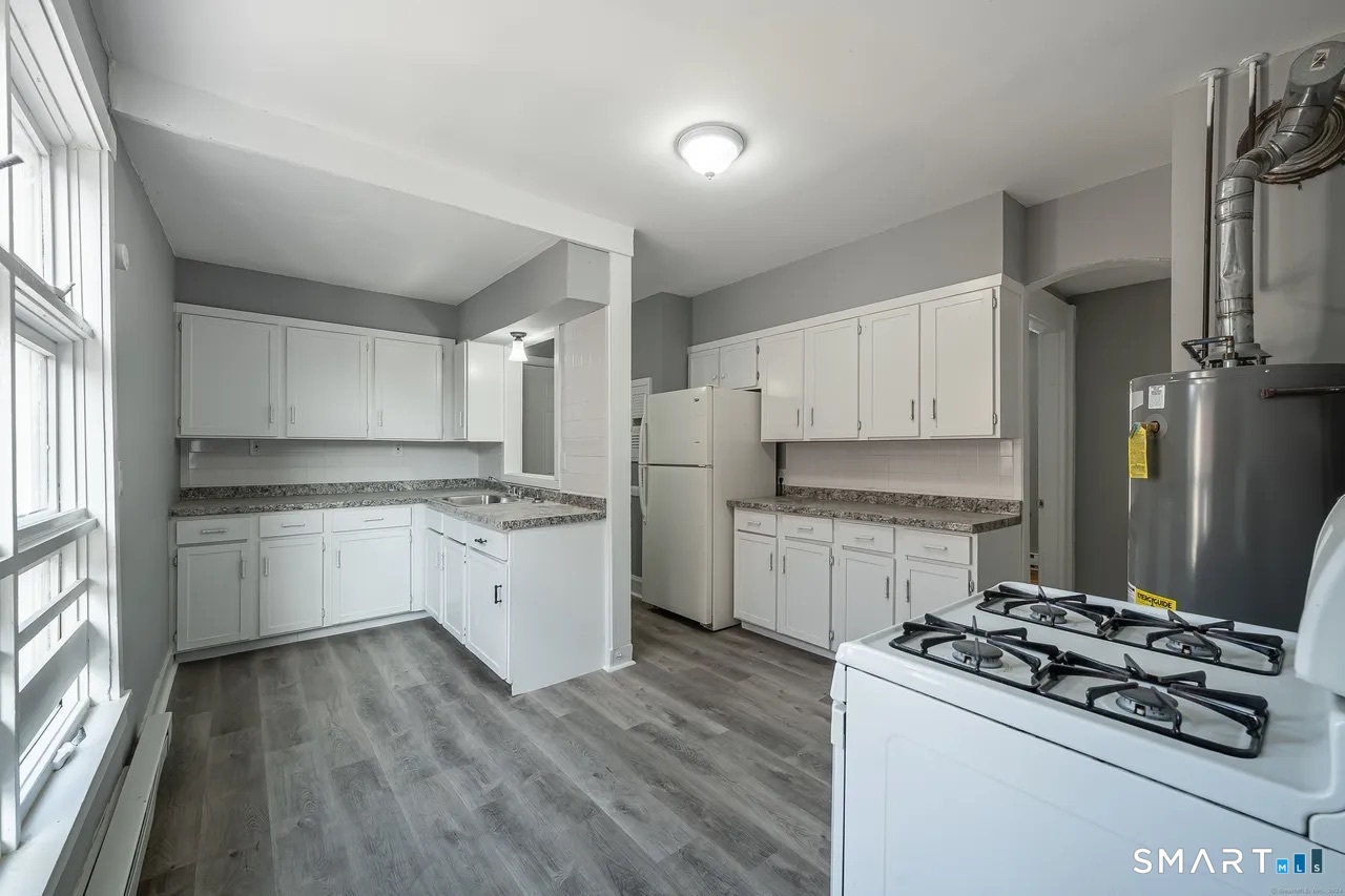 15 Howard Street Waterbury CT 06705