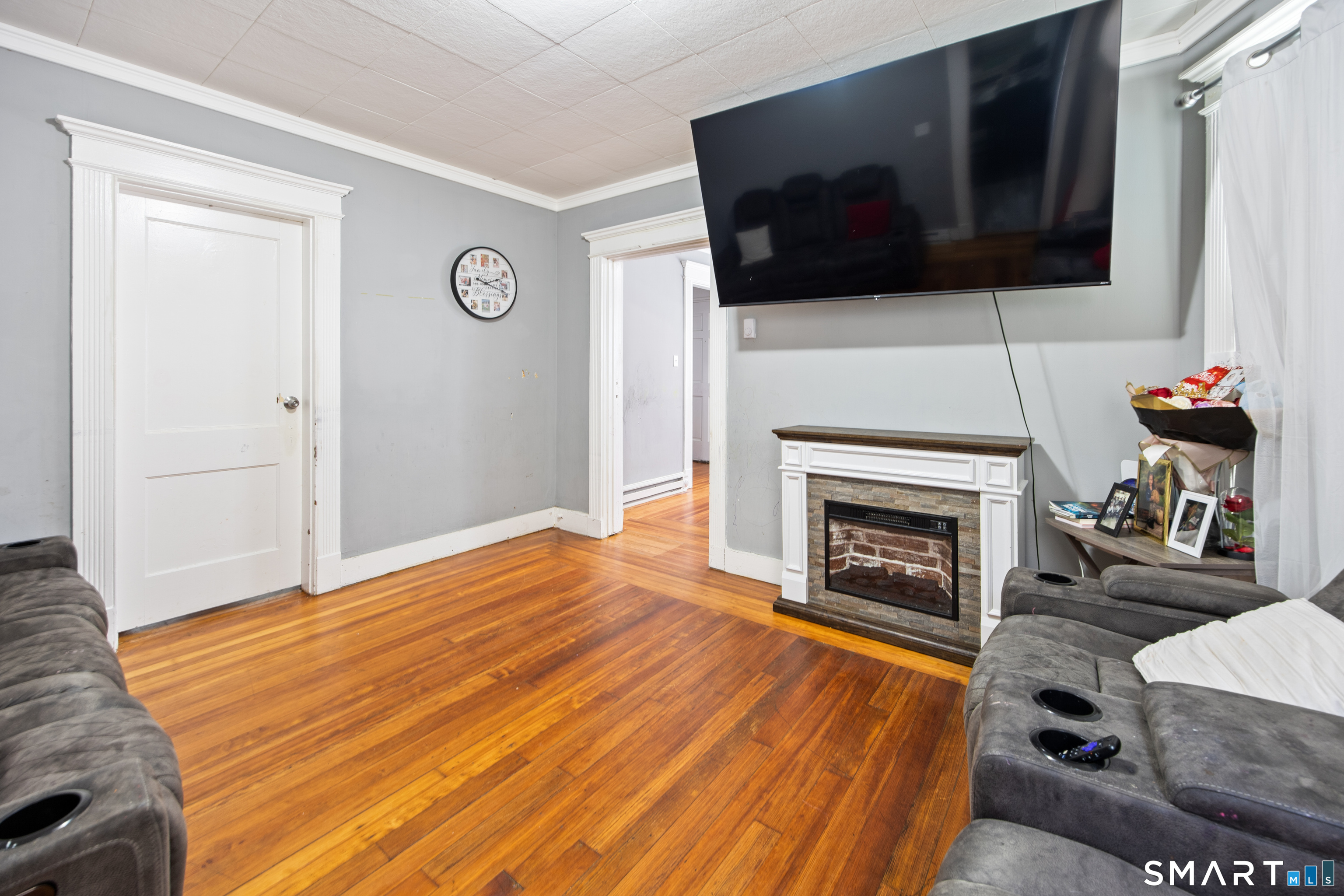 15 Howard Street Waterbury CT 06705
