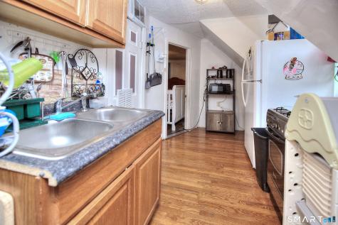 26 Saltonstall Avenue New Haven CT 06513