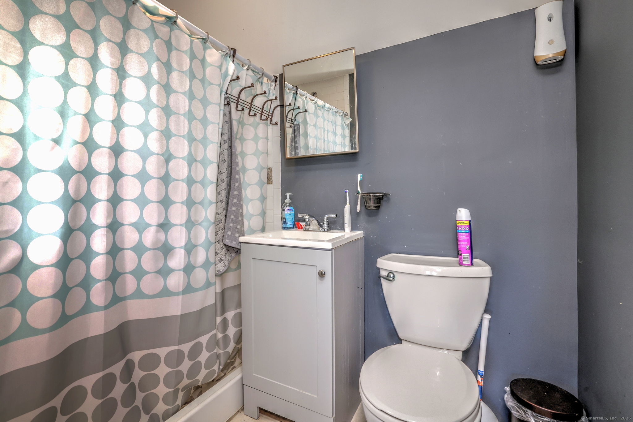 2831 Dixwell Avenue Hamden CT 06518