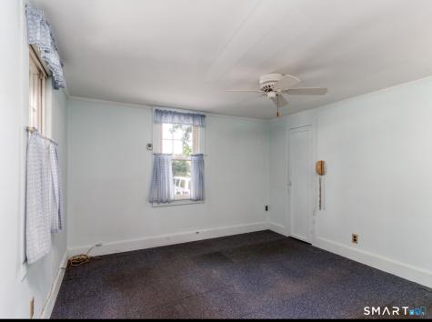 208 Twin Lakes Road North Branford CT 06471