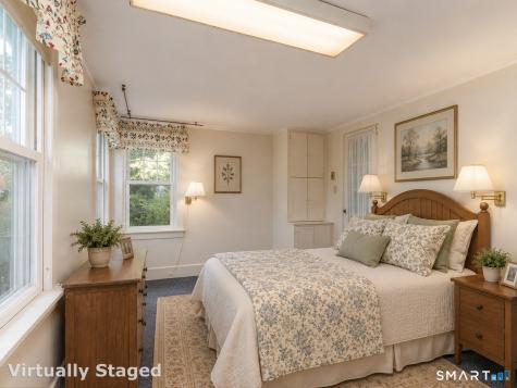 208 Twin Lakes Road North Branford CT 06471