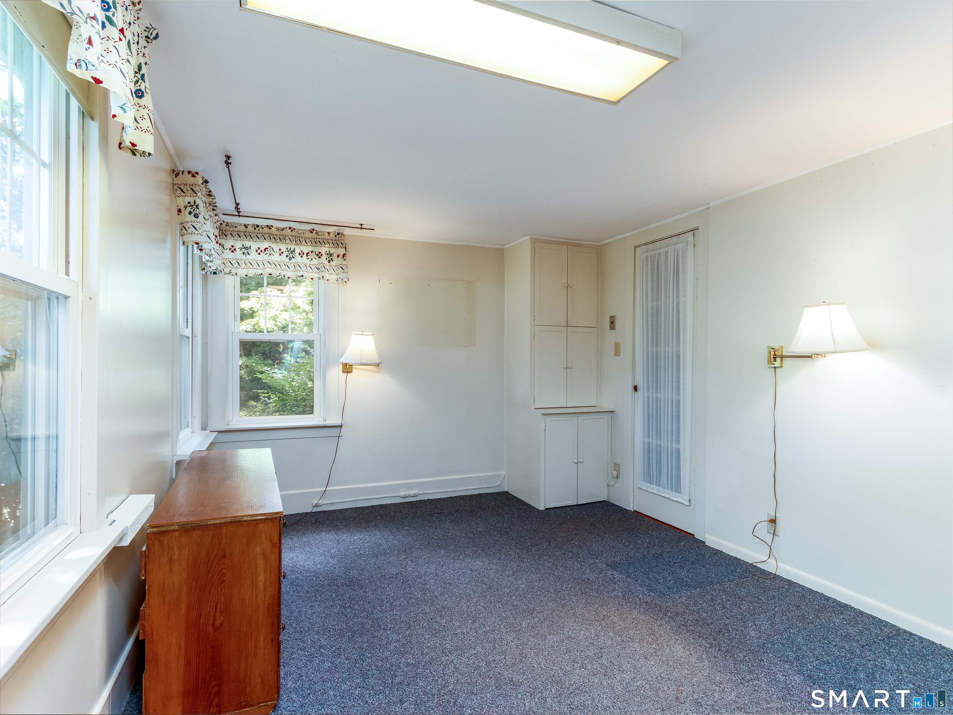 208 Twin Lakes Road North Branford CT 06471