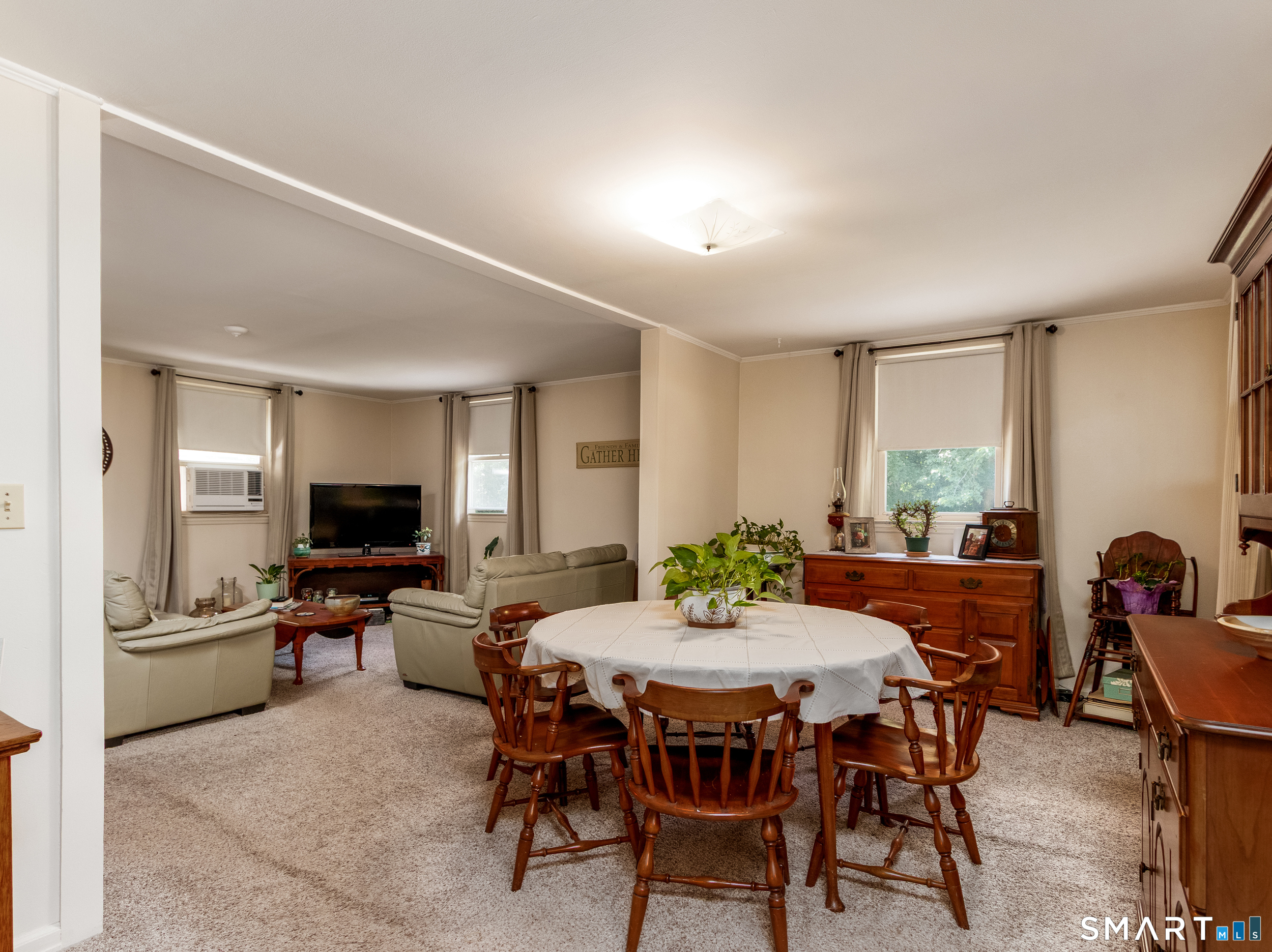 208 Twin Lakes Road North Branford CT 06471