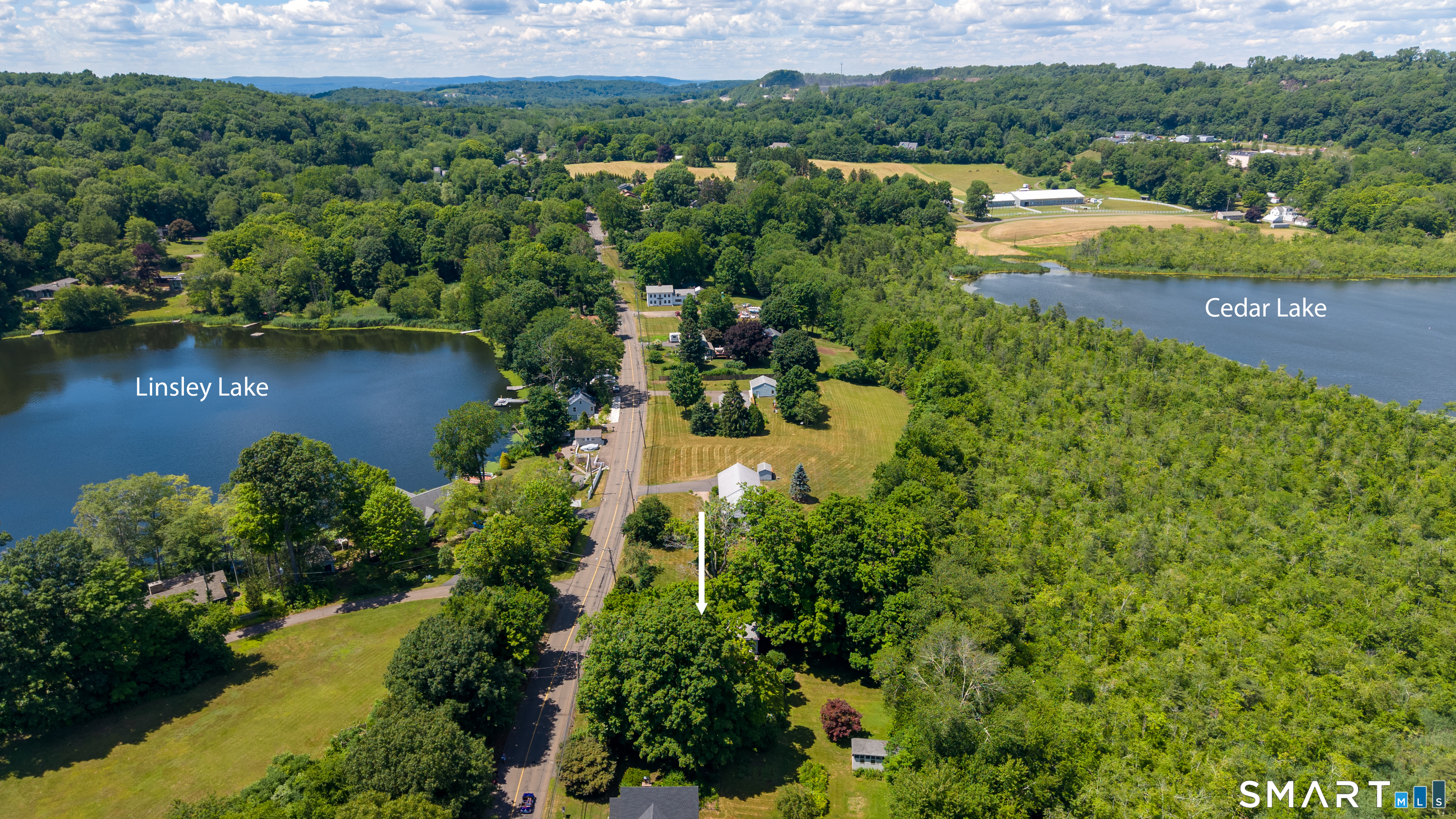 208 Twin Lakes Road North Branford CT 06471