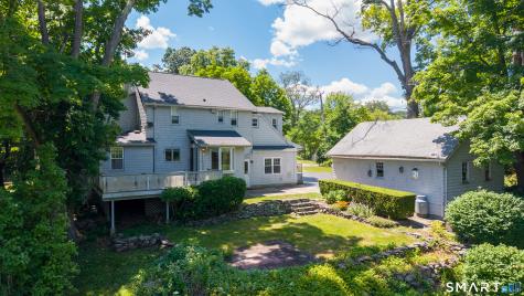 208 Twin Lakes Road North Branford CT 06471