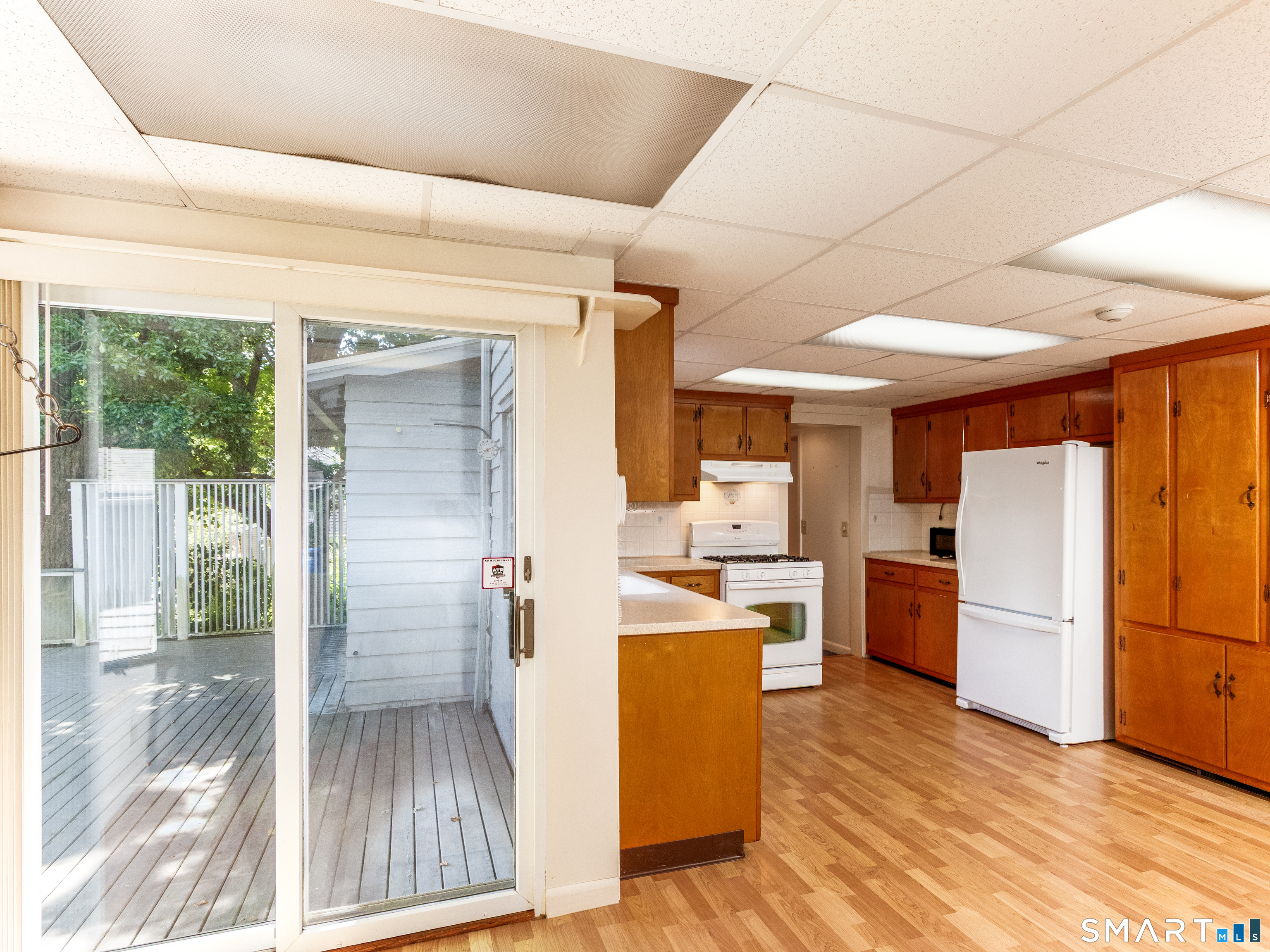 208 Twin Lakes Road North Branford CT 06471