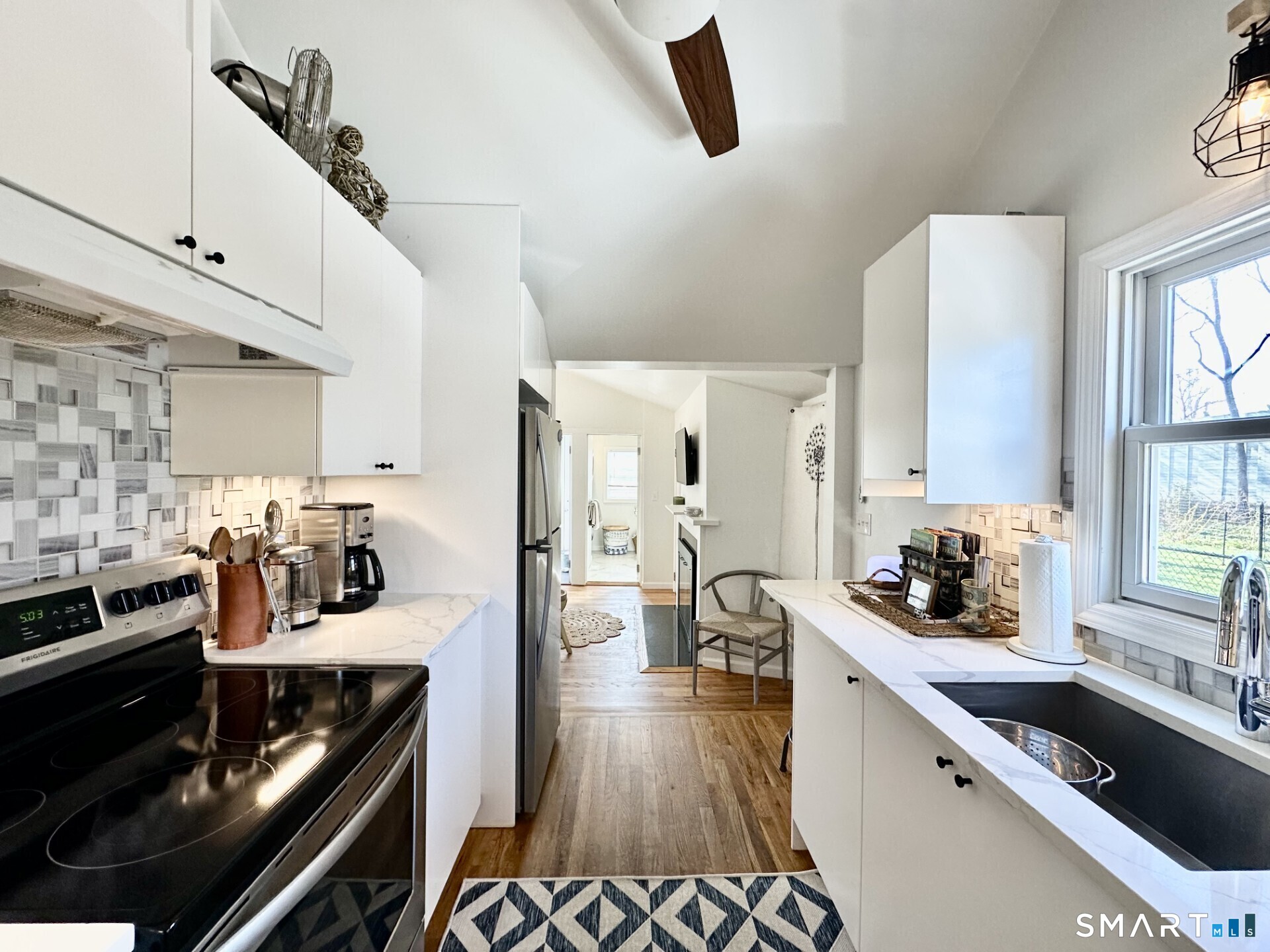 53 Maple Street Darien CT 06820