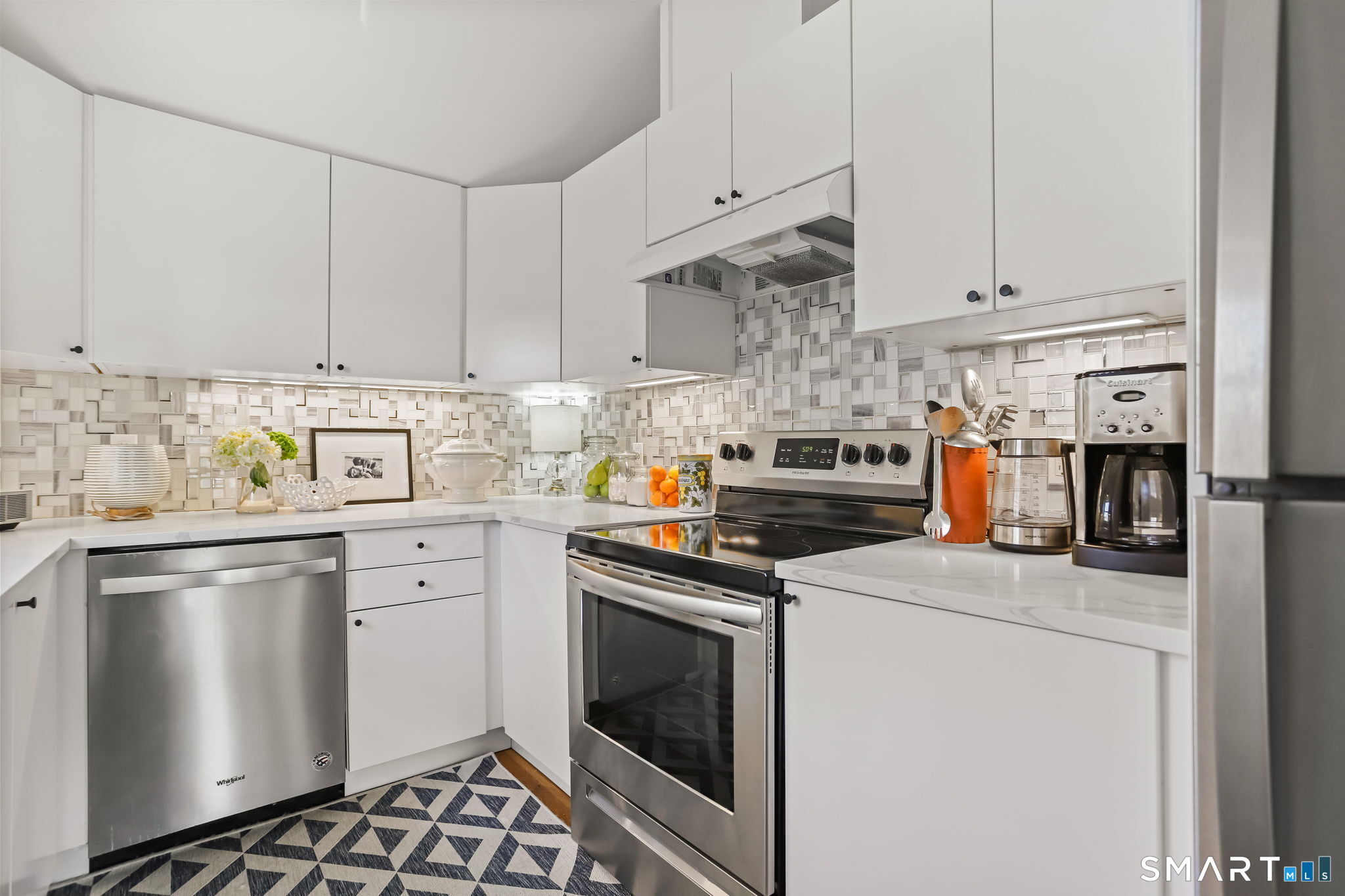 53 Maple Street Darien CT 06820
