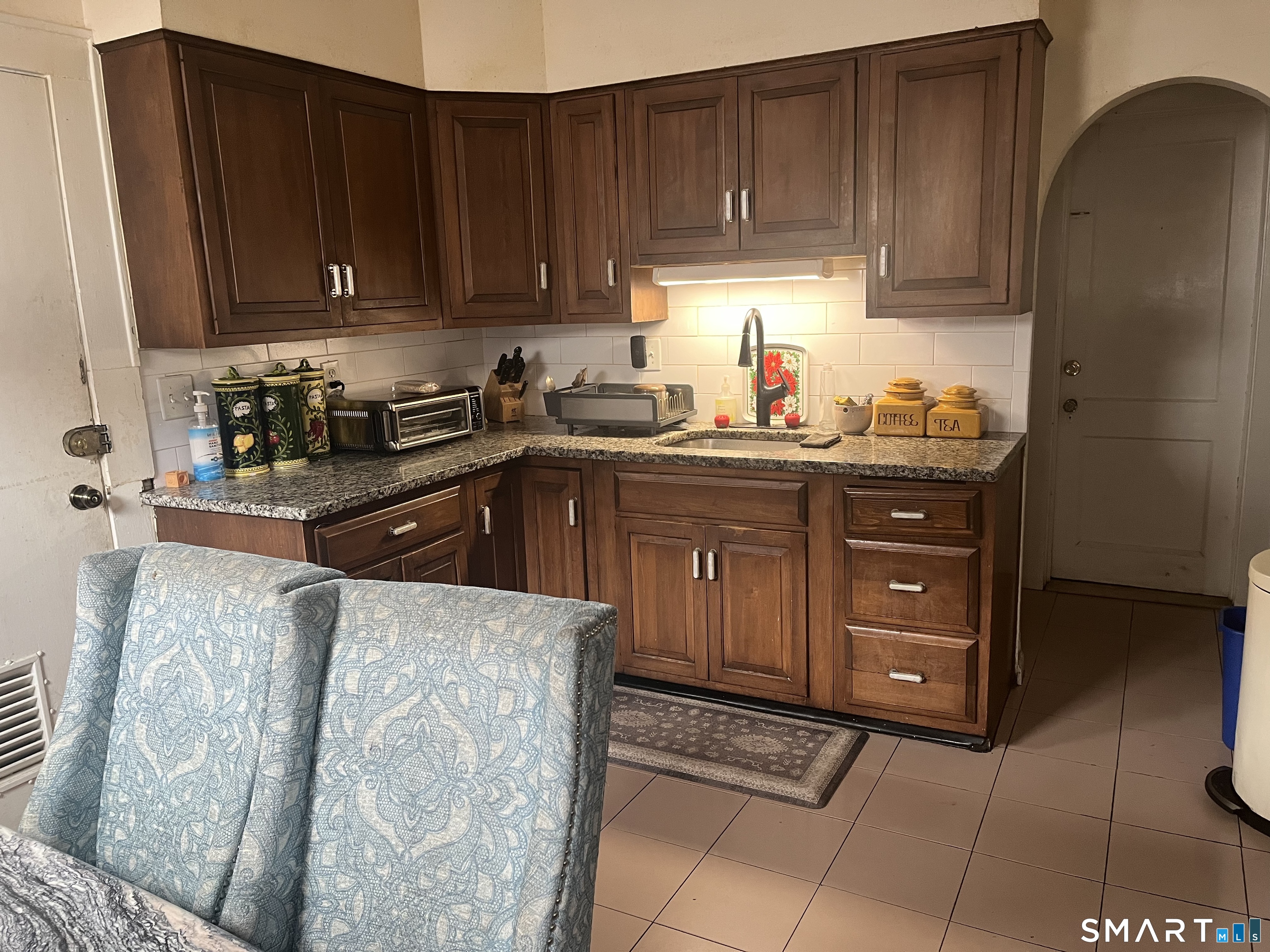 33-35 Ash Street Bridgeport CT 06605