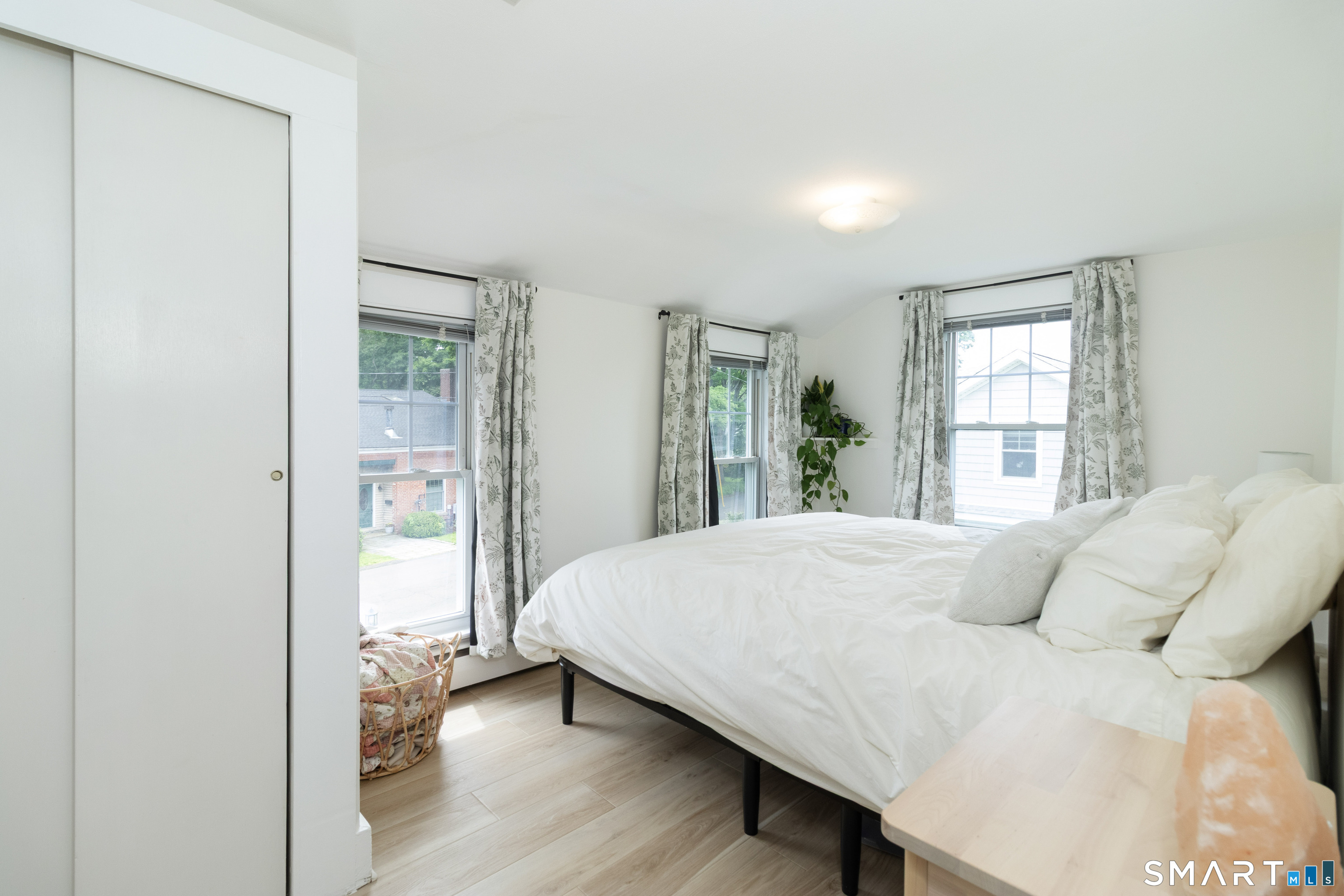 208 Boston Street Guilford CT 06437