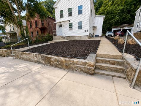 463 East Main Street Norwich CT 06360