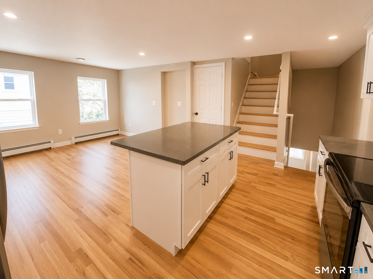 463 East Main Street Norwich CT 06360