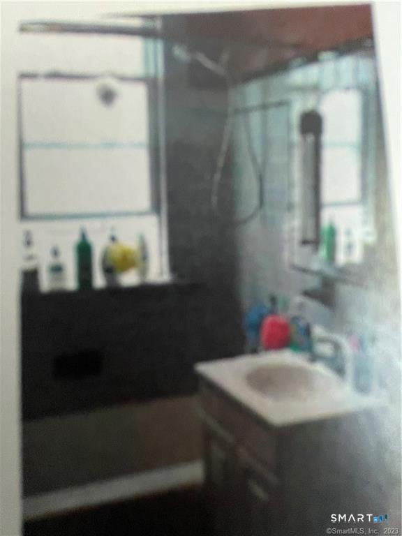 136 Circular Avenue Hamden CT 06514